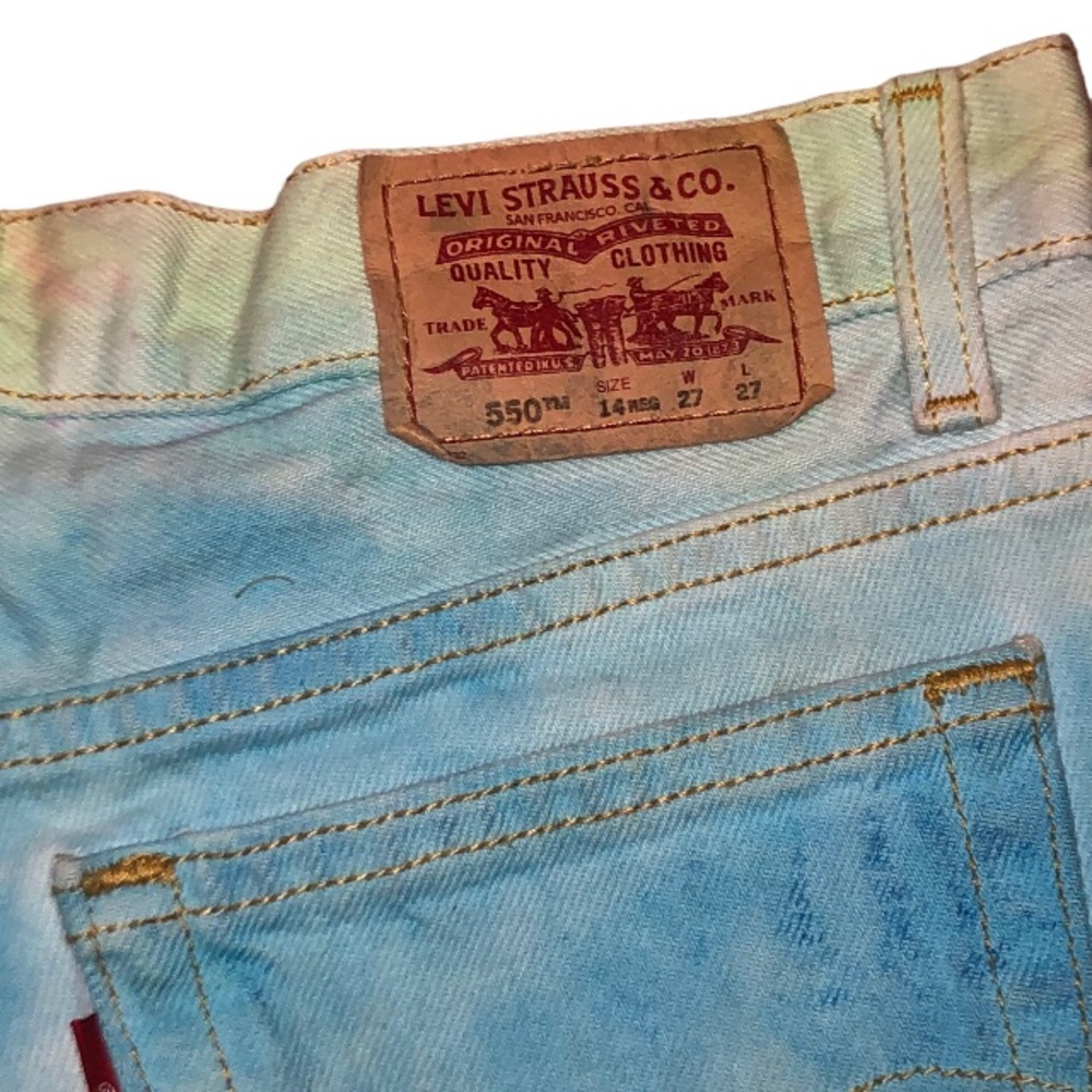 Girls Tie Dye Levi’s 550 Cutoff Denim Shorts EUC - Picture 4 of 10